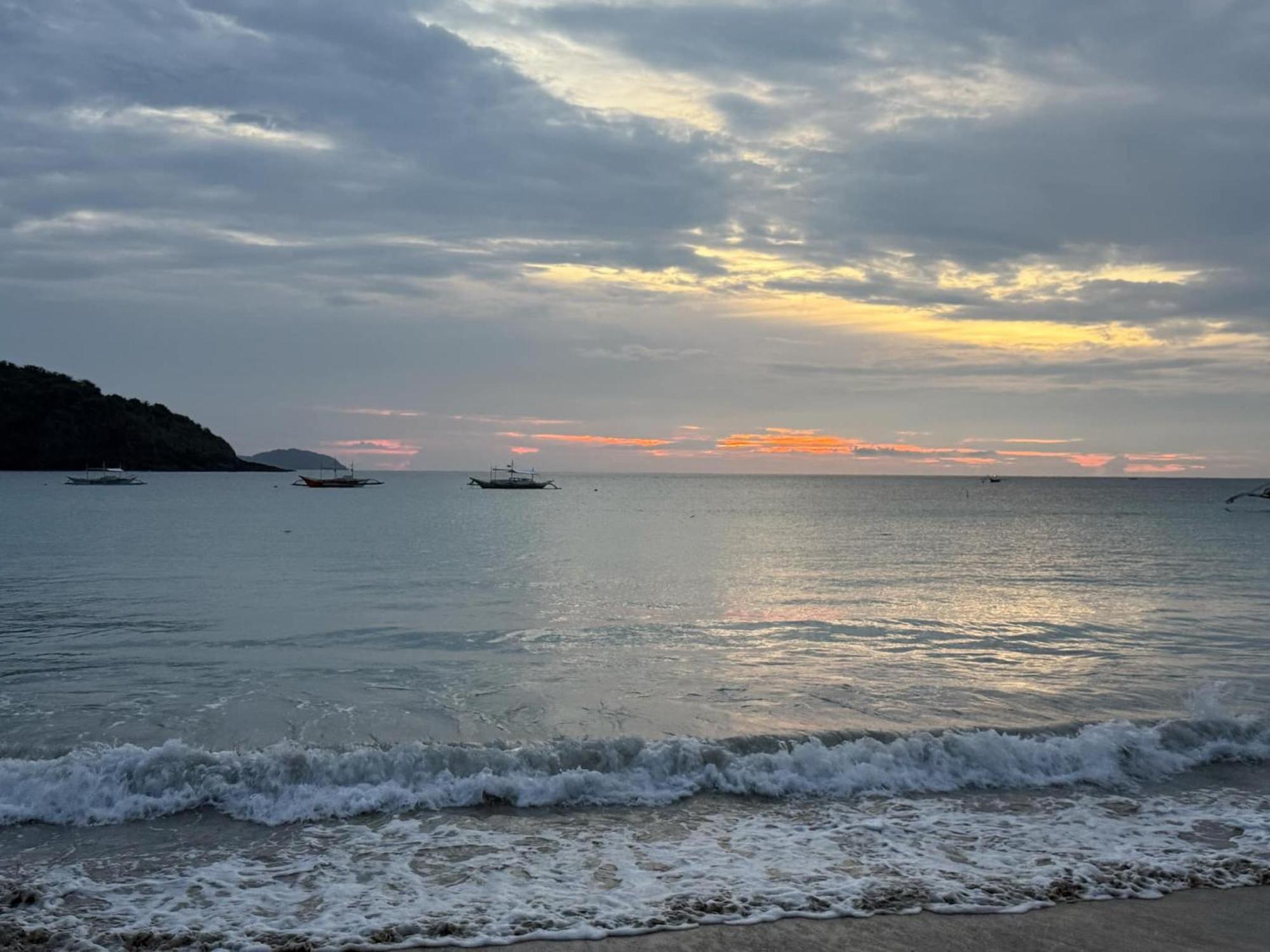 エルニド Baybayon Sunset Bed & Breakfast エクステリア 写真